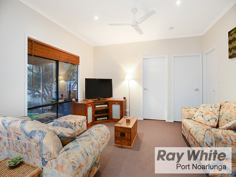 37 Second Avenue, Moana SA 5169