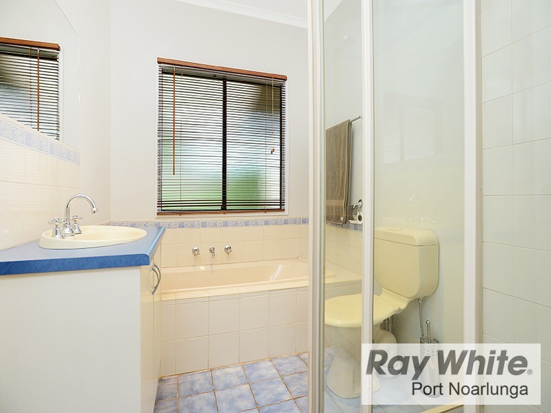 37 Second Avenue, Moana SA 5169