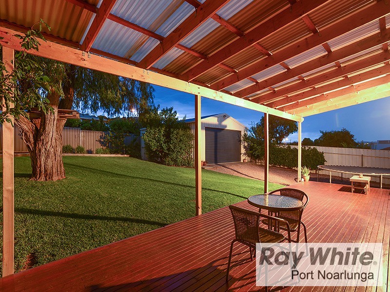 37 Second Avenue, Moana SA 5169