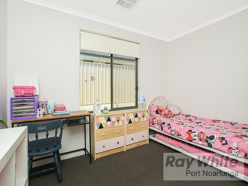 11 Manly Court, Seaford Rise SA 5169