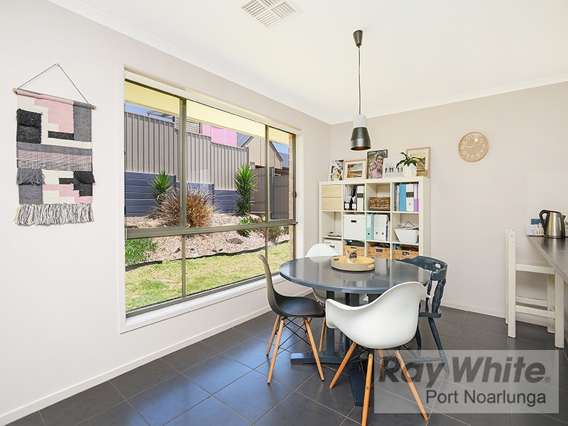 11 Manly Court, Seaford Rise SA 5169