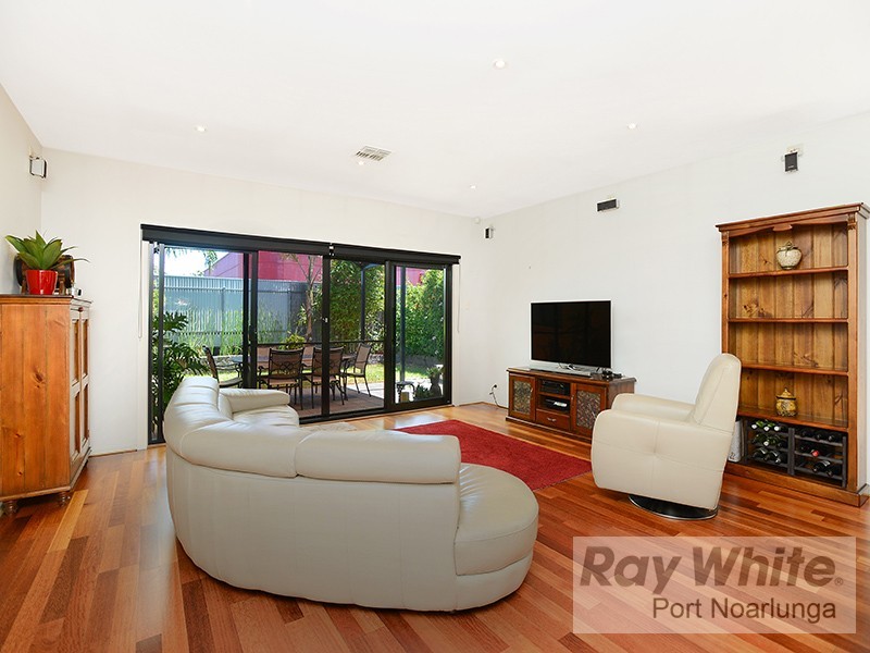 1A Park Street, Glandore SA 5037