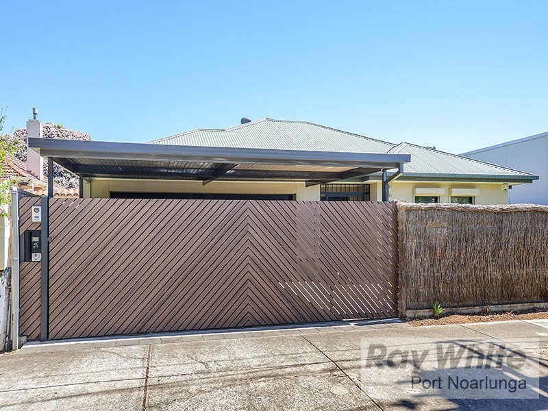 1A Park Street, Glandore SA 5037