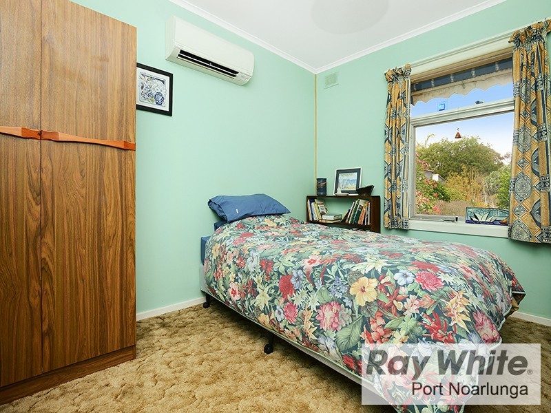 40 McKinna Road, Christie Downs SA 5164