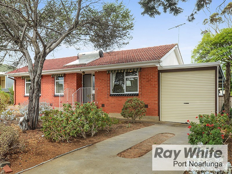 40 McKinna Road, Christie Downs SA 5164