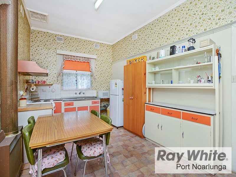 10 Maturin Avenue, Christies Beach SA 5165