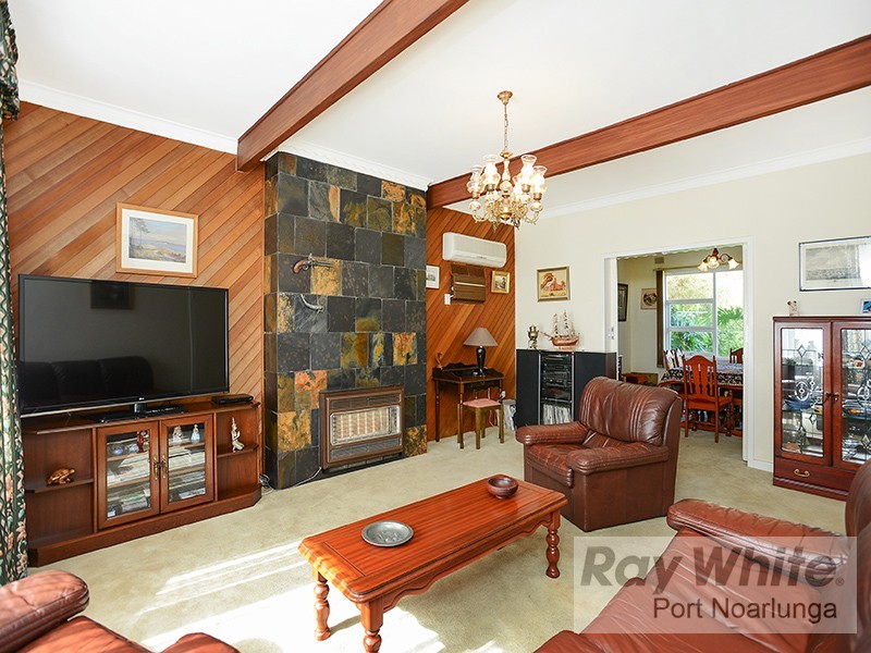 6 McRae Road, Port Noarlunga South SA 5167