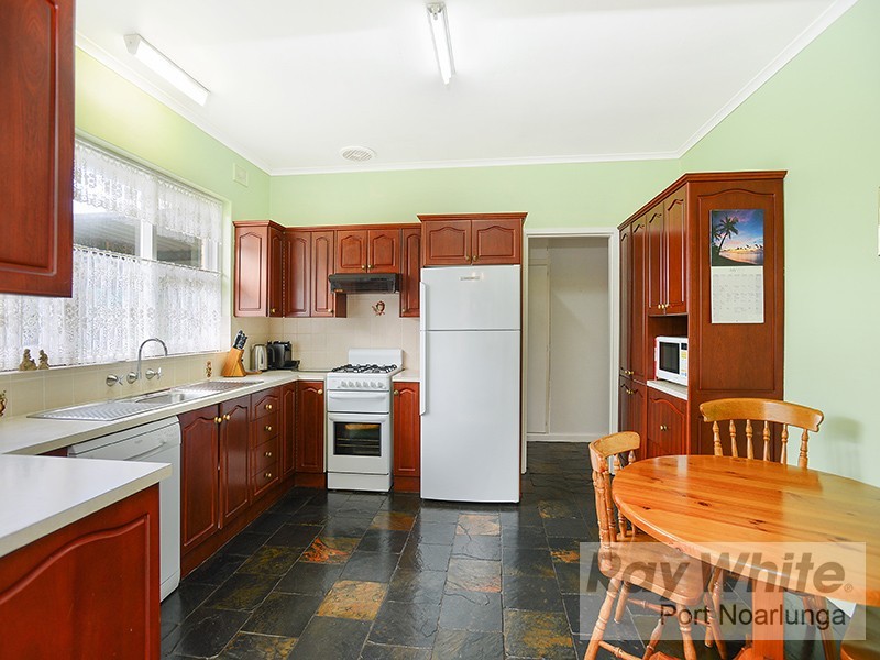 6 McRae Road, Port Noarlunga South SA 5167