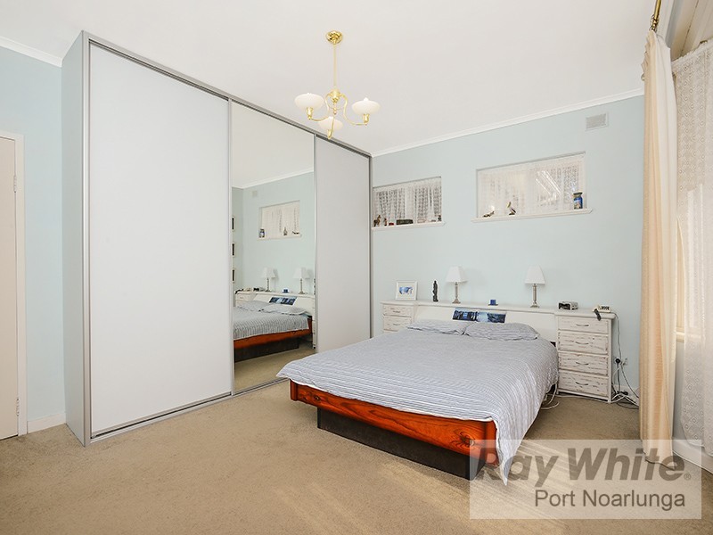 6 McRae Road, Port Noarlunga South SA 5167