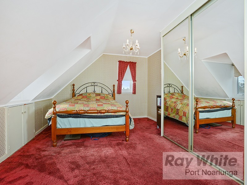 6 McRae Road, Port Noarlunga South SA 5167