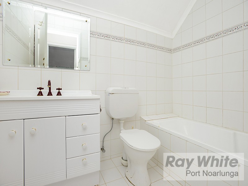 6 McRae Road, Port Noarlunga South SA 5167