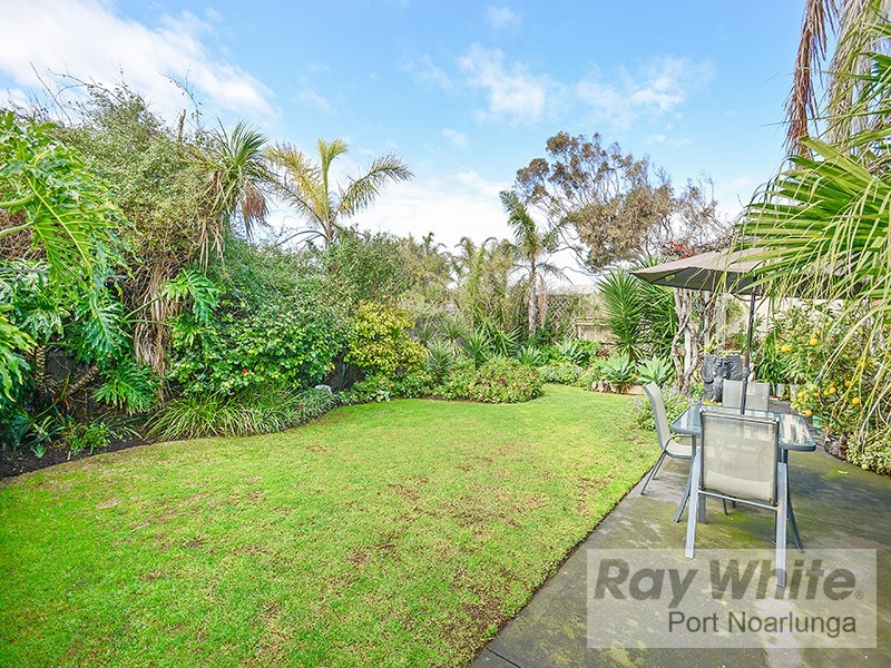 6 McRae Road, Port Noarlunga South SA 5167