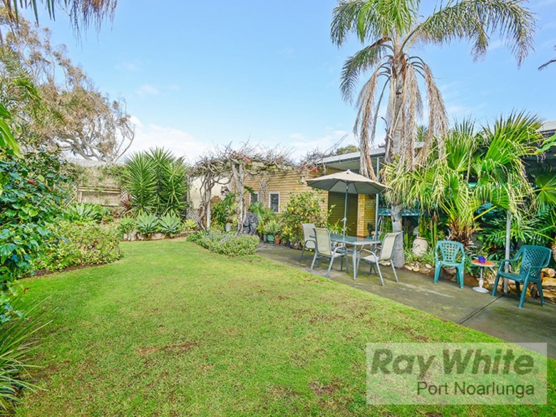 6 McRae Road, Port Noarlunga South SA 5167