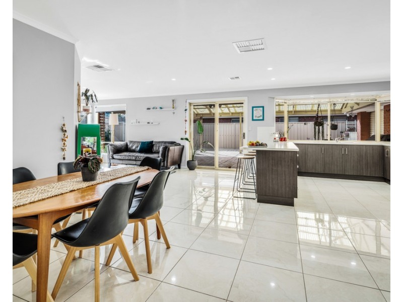 22 Telegraph Road, Seaford Meadows SA 5169