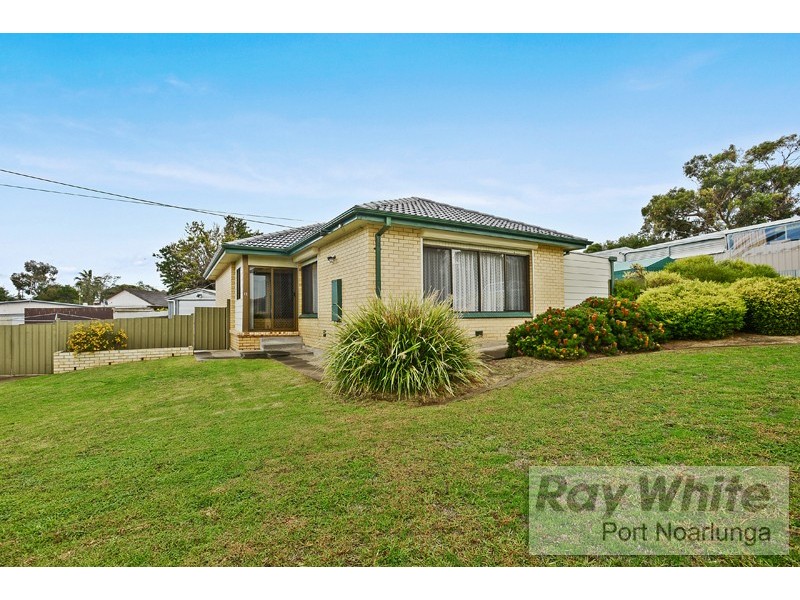 11 Woocalla Street, O’sullivan Beach SA 5166