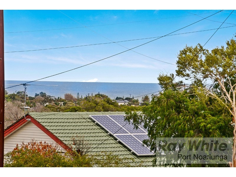 11 Woocalla Street, O’sullivan Beach SA 5166