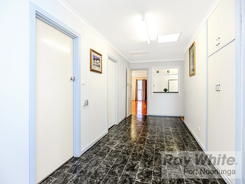 18 Joel Street, Morphett Vale SA 5162