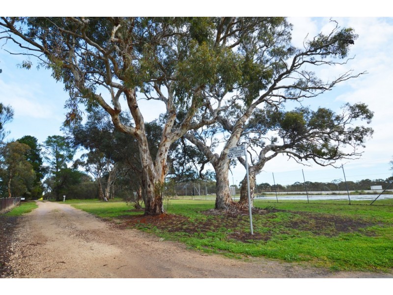 16 Hamley Terrace, Finniss SA 5255