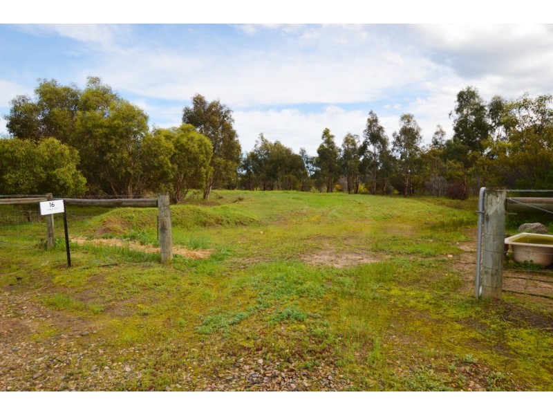 16 Hamley Terrace, Finniss SA 5255