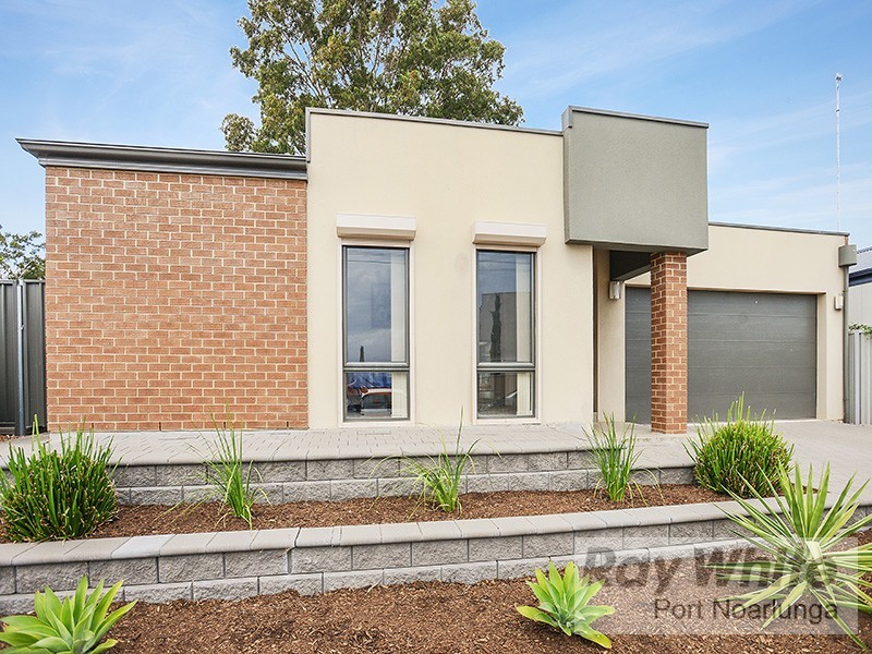 40 Oak Avenue, Clovelly Park SA 5042