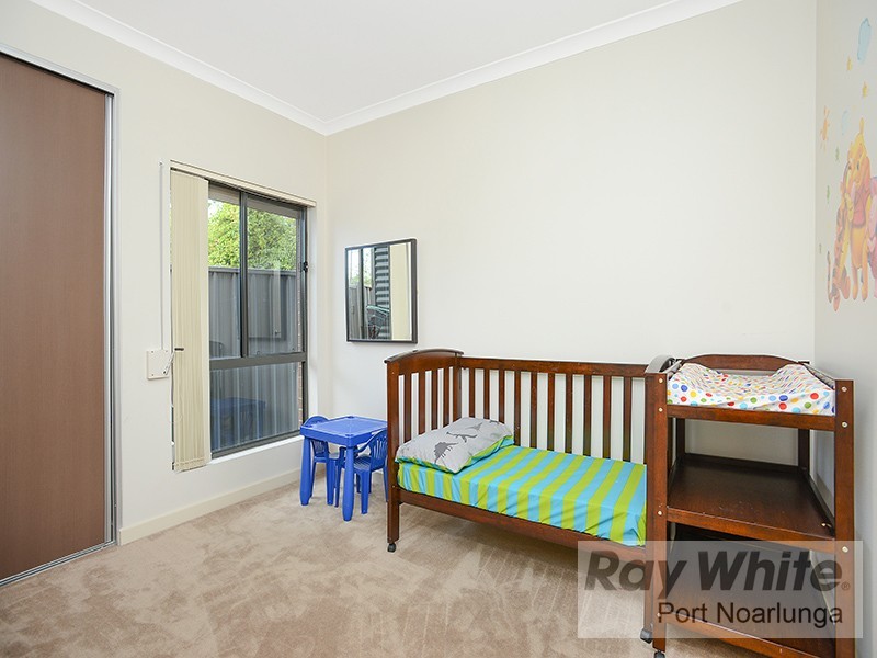 40 Oak Avenue, Clovelly Park SA 5042