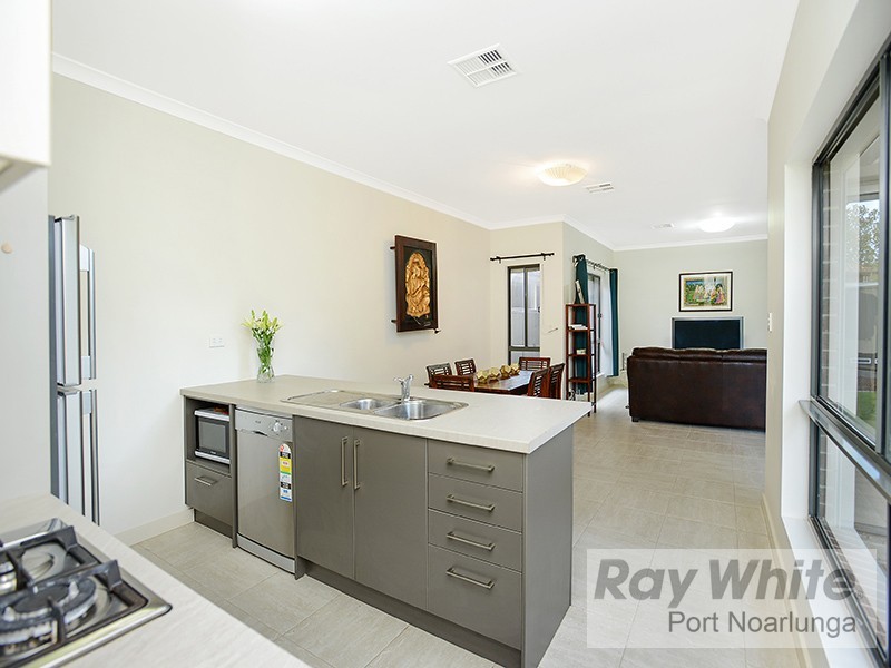 40 Oak Avenue, Clovelly Park SA 5042