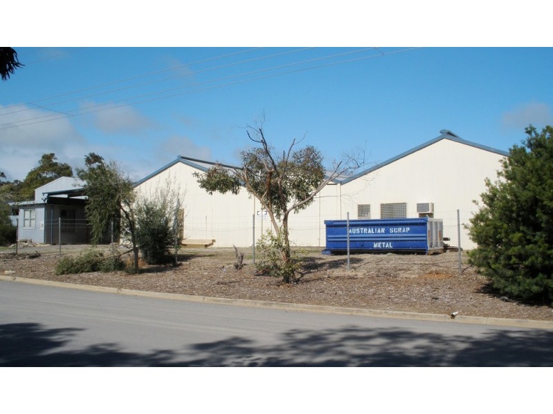 2 Samuel Street, Hackham SA 5163