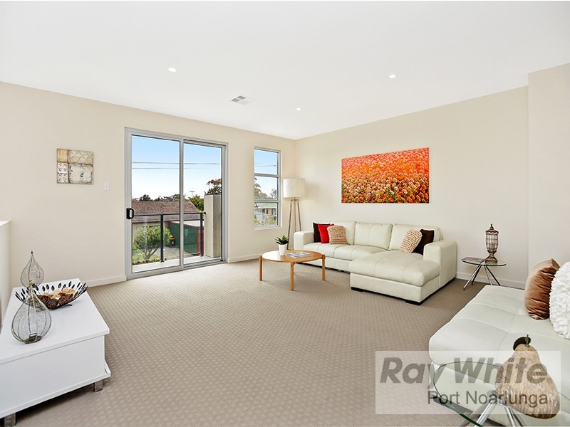 16 18 20 and 22 Vernon Street, Port Noarlunga South SA 5167