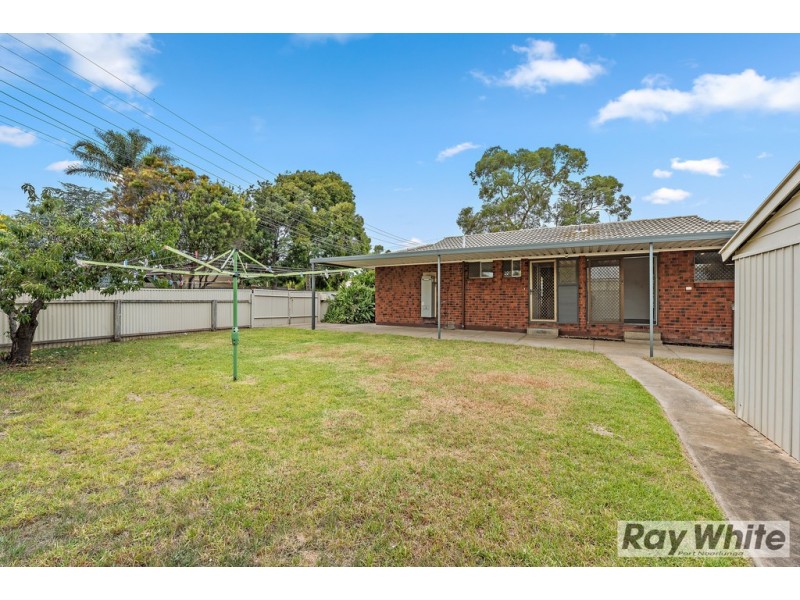 6 Richards Drive, Morphett Vale SA 5162