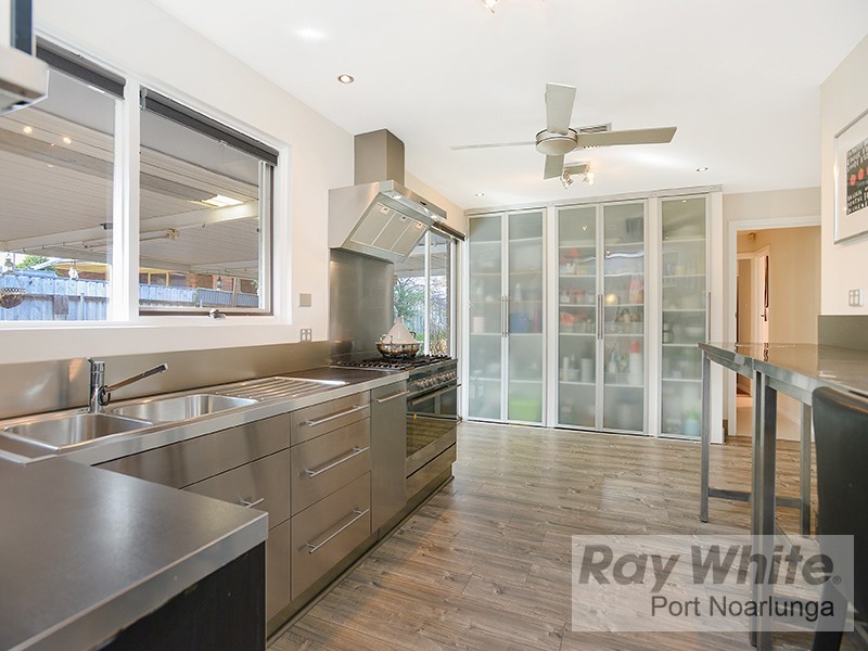 26 Ashton Rise, Huntfield Heights SA 5163