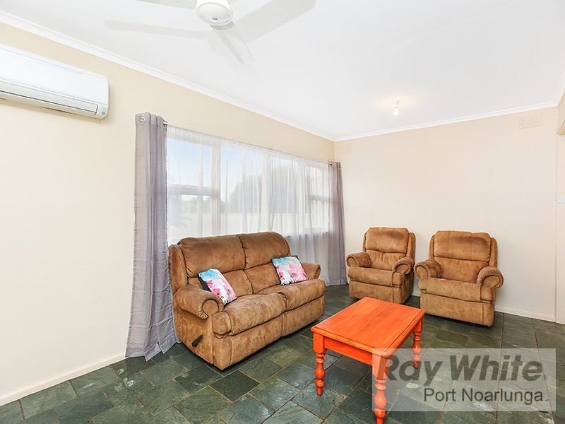 7 Cutmore Street, O’sullivan Beach SA 5166