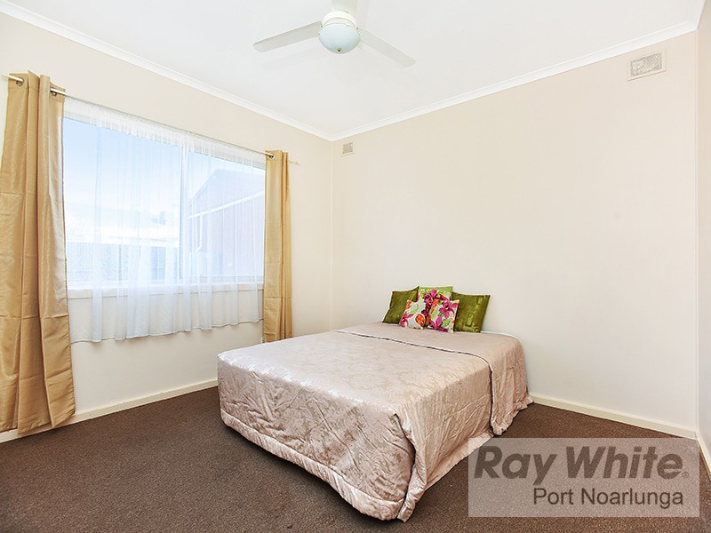 7 Cutmore Street, O’sullivan Beach SA 5166