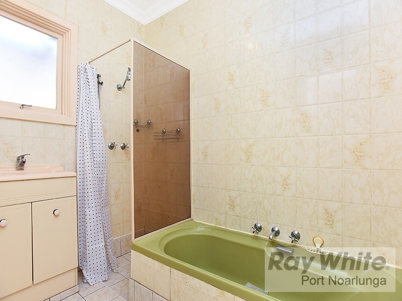 7 Cutmore Street, O’sullivan Beach SA 5166