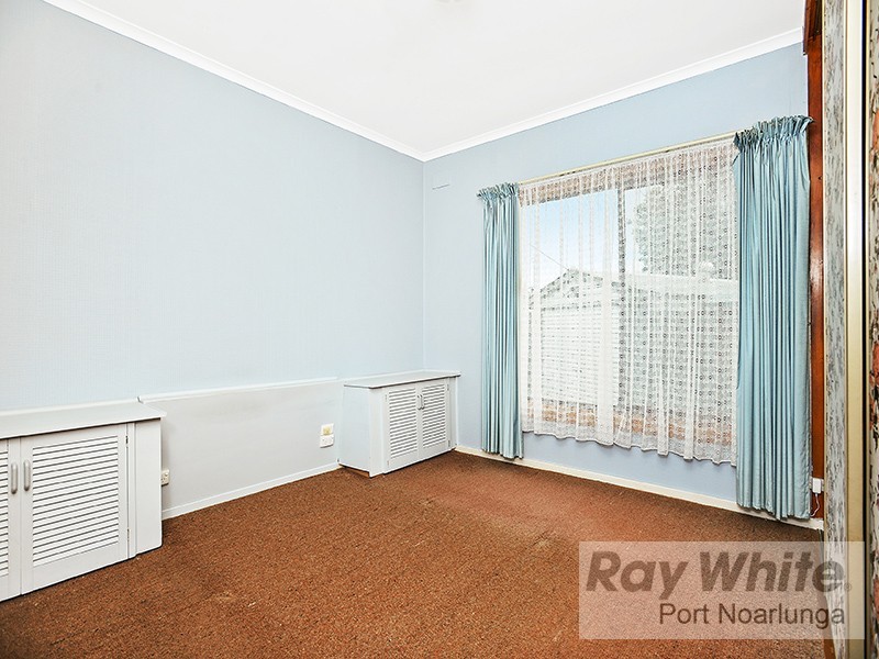11 Woocalla Street, O’sullivan Beach SA 5166