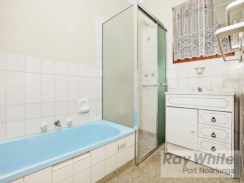 11 Woocalla Street, O’sullivan Beach SA 5166