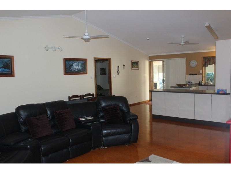 1 Blue Beach Blvd, Haliday Bay QLD 4740