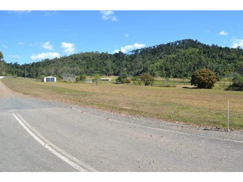14 Said Rd, Ball Bay QLD 4741
