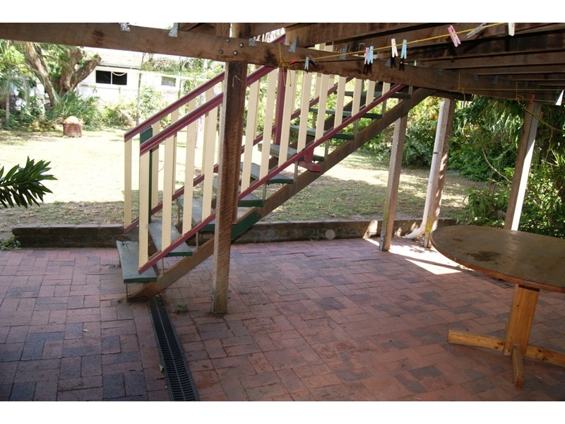 6 McIntyre St, East Mackay QLD 4740