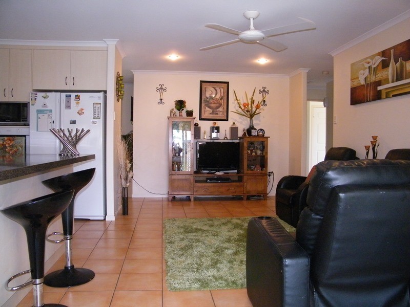 8 Barber Drive, Blacks Beach QLD 4740