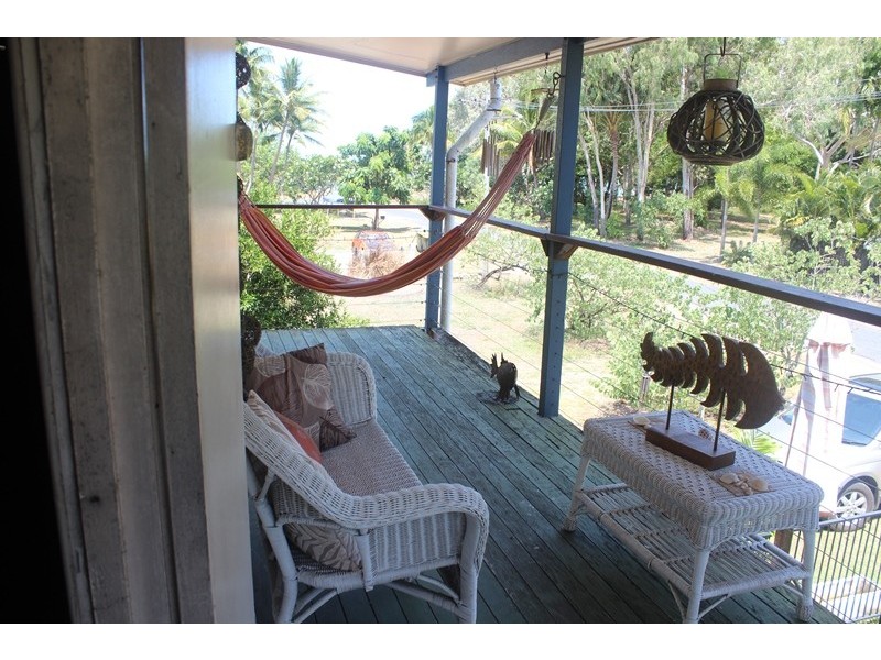 8 Mason Street, Ball Bay QLD 4741