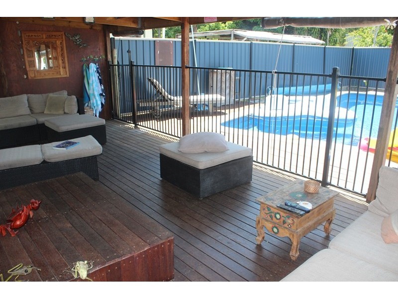 8 Mason Street, Ball Bay QLD 4741