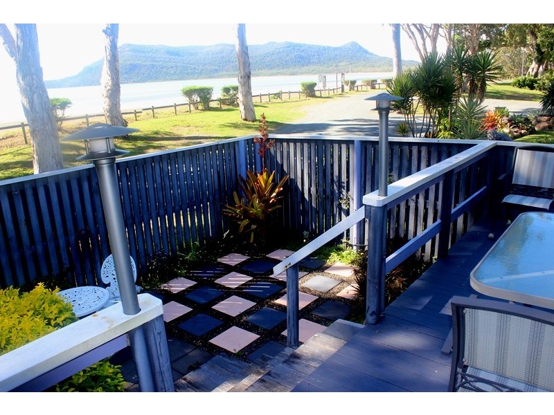 10 Ward Esp, Ball Bay QLD 4741