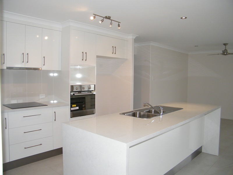 21 Tamron Drive, Mount Pleasant QLD 4740