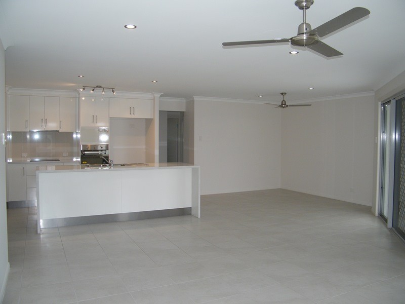 21 Tamron Drive, Mount Pleasant QLD 4740