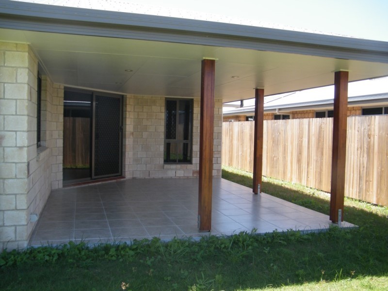 21 Burge Ct, Glenella QLD 4740