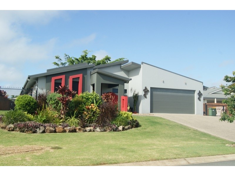 13 James Cook Drive, Rural View QLD 4740