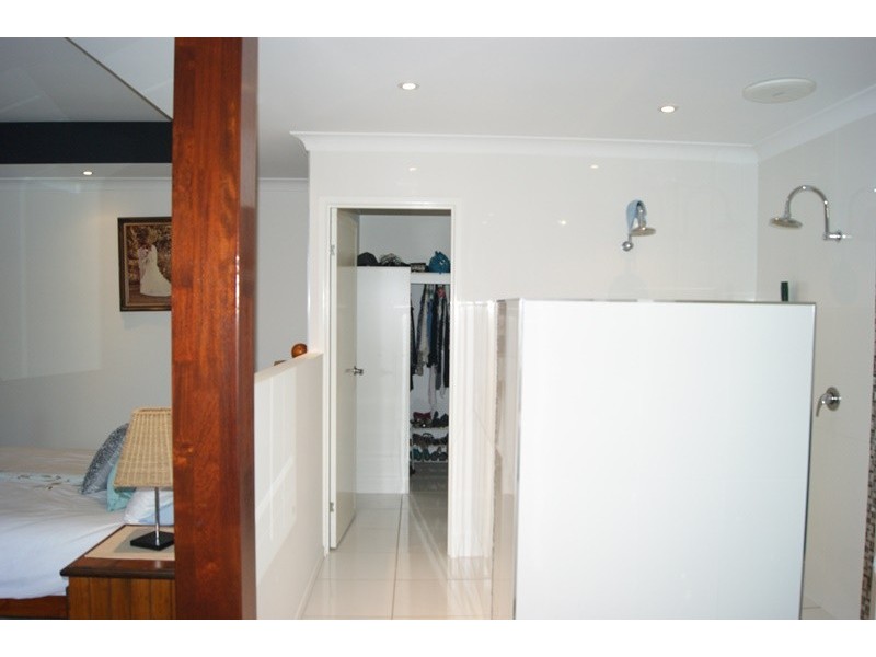 13 James Cook Drive, Rural View QLD 4740