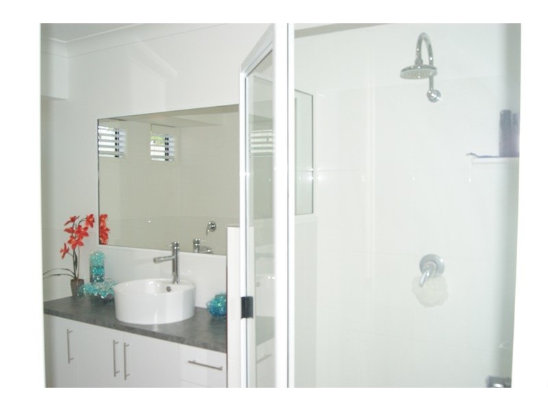 13 James Cook Drive, Rural View QLD 4740