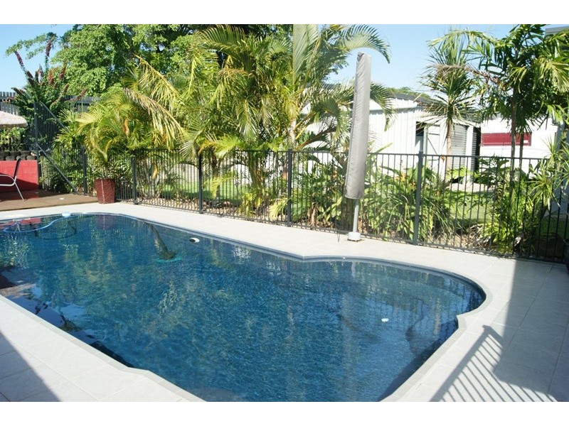 13 James Cook Drive, Rural View QLD 4740
