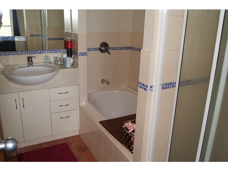 4/32 Bassett St, North Mackay QLD 4740